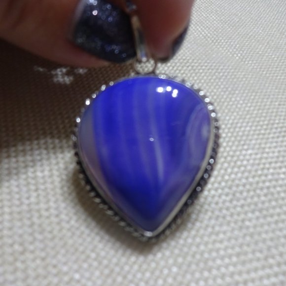 Beautiful "PURPLE BOTSWANA AGATE" Handmade Sterling Pendant/Chain #470B - Picture 2 of 3